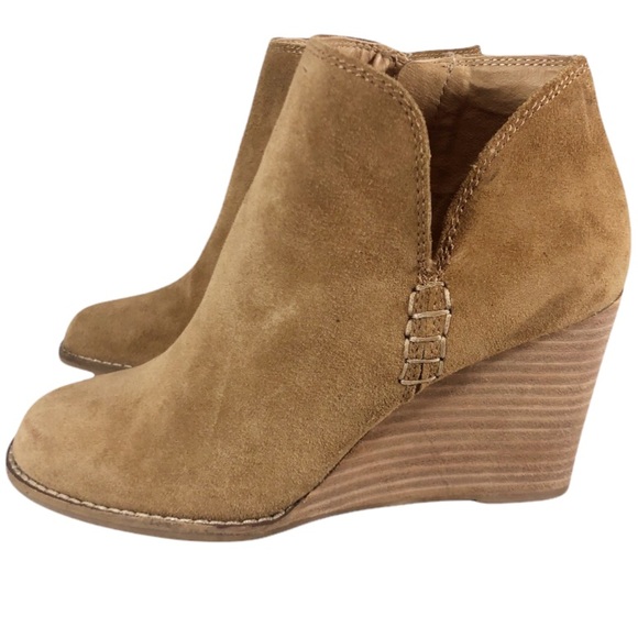 Lucky Brand Shoes - Lucky Brand Womens Yimme Suede Fashion Booties Ankle Boots Shoes  Honey